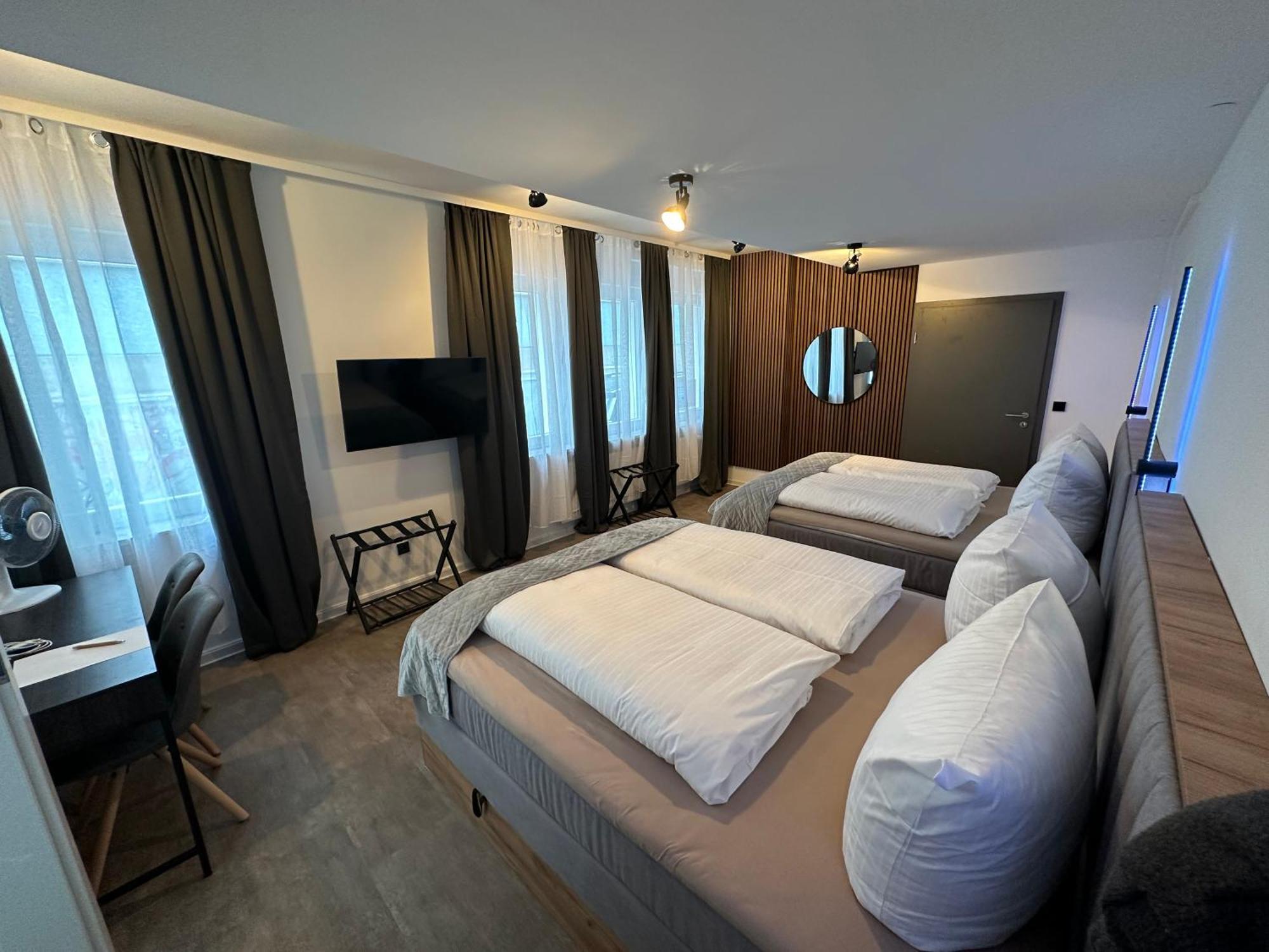 Hotel Emilia Вюрцбург Экстерьер фото